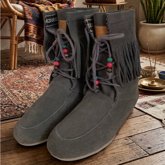 freewaters Shoes - Bohemian Grey Suede-Freewater Fringe Songbird Boots-Grey-Size 7